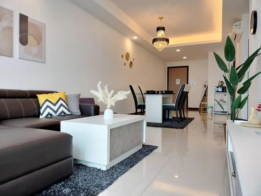 Delight Homestay Paragon Residences Johor Bahru 0*,